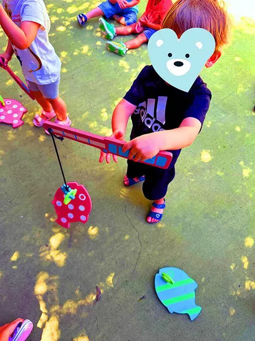 paidika party attikh 8