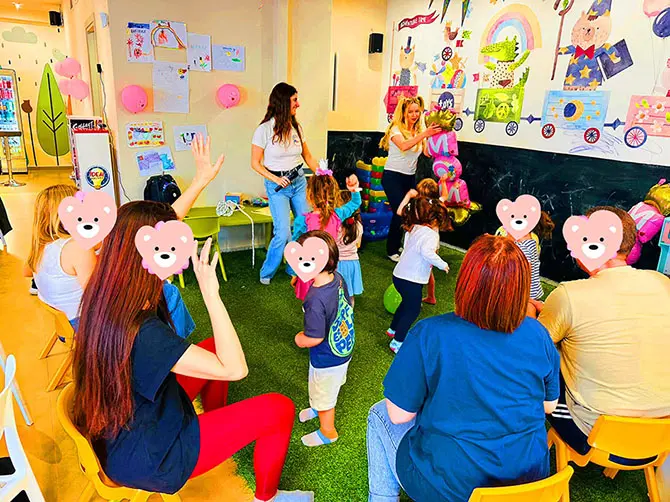 ΓΙΟΡΤΗ ΤΗΣ ΜΗΤΕΡΑΣ ΠΑΙΔΙΚΑ ΠΑΡΤΥ 9